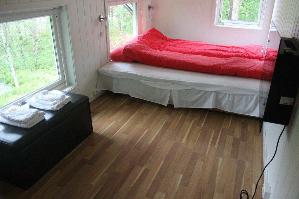 Birk Bed & Birds Bed & Breakfast Svanvik Phòng bức ảnh